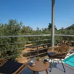 Villa-agrielia *