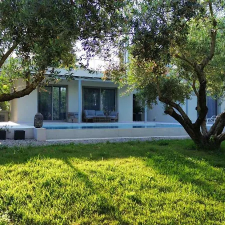 Villa Villa-agrielia Nikiána
