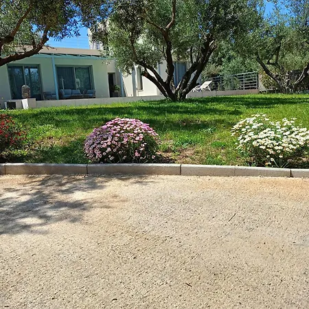 Villa-agrielia Nikiána