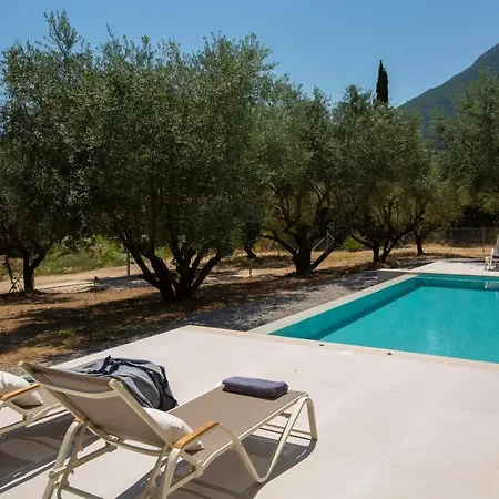 Villa-agrielia نِكيانا