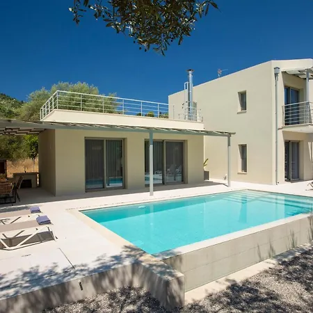 Villa-agrielia نِكيانا